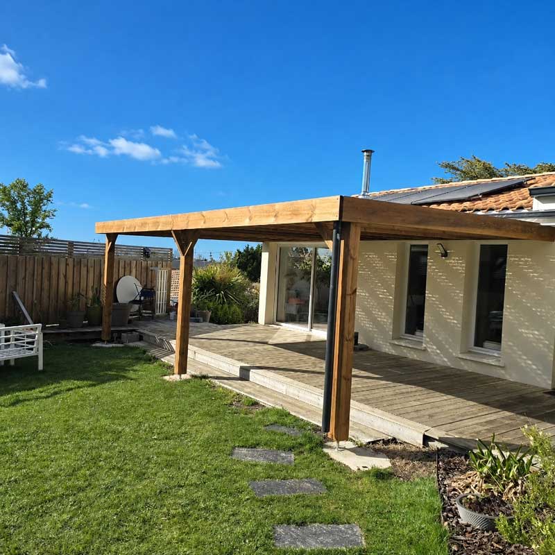Pergola bois contemporaine avec terrasse